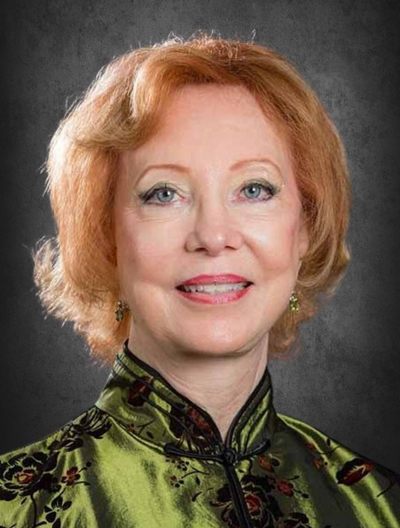 Deb Bruner Headshot