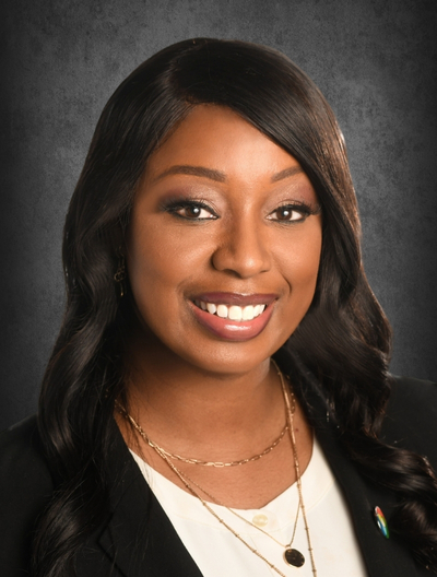 Nicole-Love-Headshot